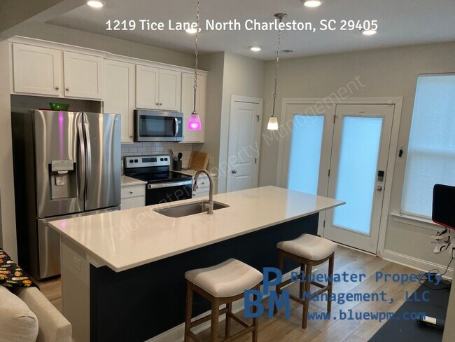 Photo - 1219 Tice Ln House