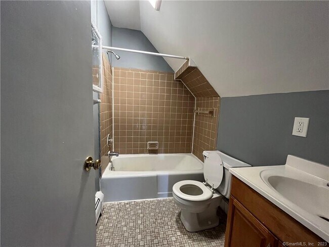 Foto del edificio - 251 Black Rock Ave