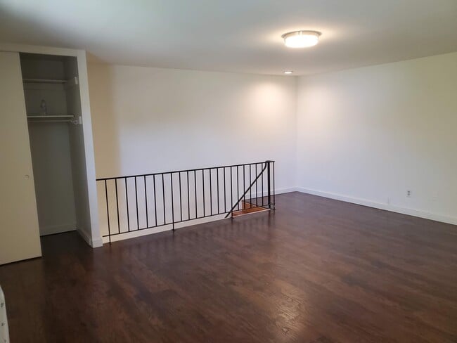 Tremendous Living Room - Tremaine Place