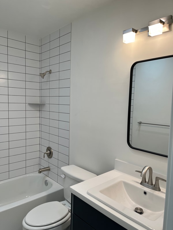 Building Photo - 4732 Bancroft St