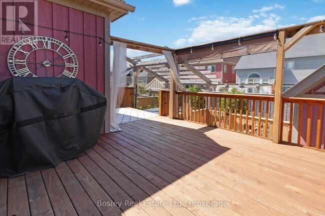 Building Photo - 13 Cooper St