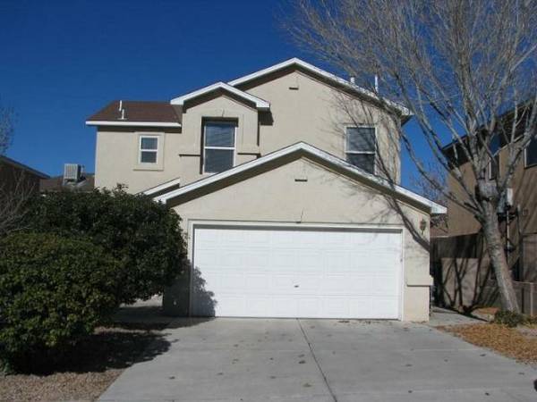 Foto principal - 12419 Fountain Hill Ln NE