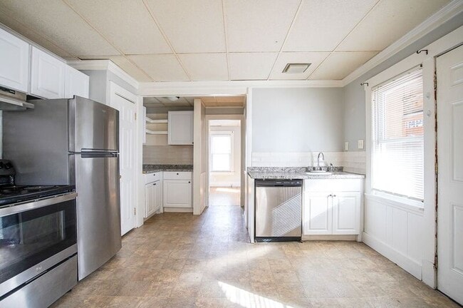 Photo - 341 Hampden St Apartment