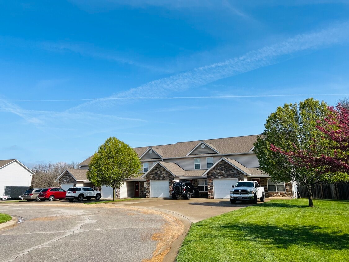 Primary Photo - 16144 Holy Cross Ln