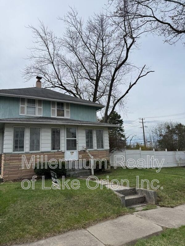 Building Photo - 30 E Beverly Ave