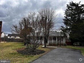 Building Photo - 123 Meadowbrooke Pl