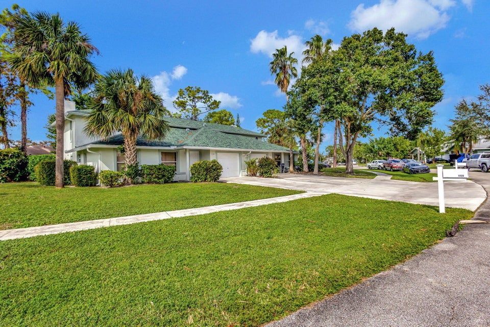 Foto principal - 1135 Staghorn St