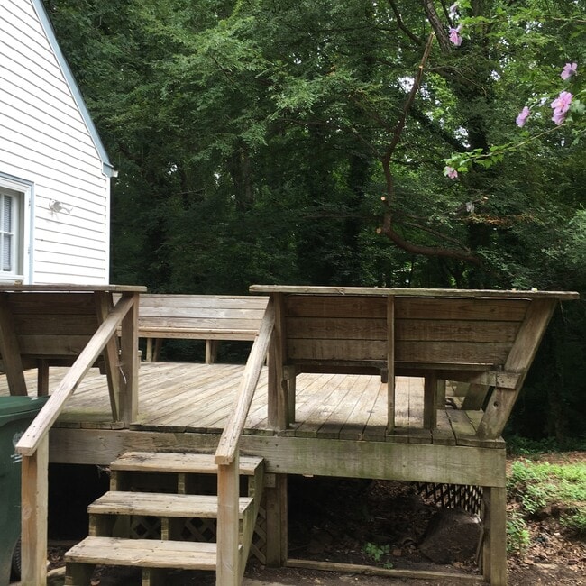 Foto del edificio - 3429 Cheyenne Rd