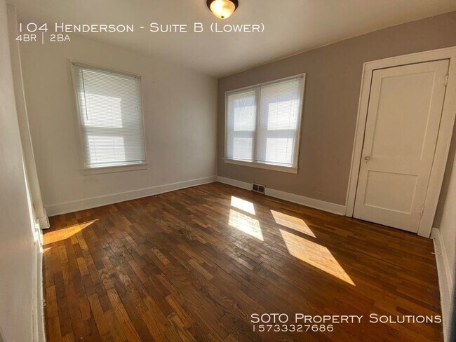 Building Photo - 4BD/2BA Duplex close to SEMO