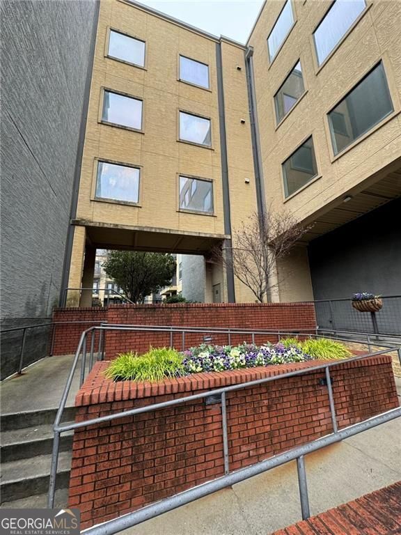 Foto del edificio - 400 17th St NW