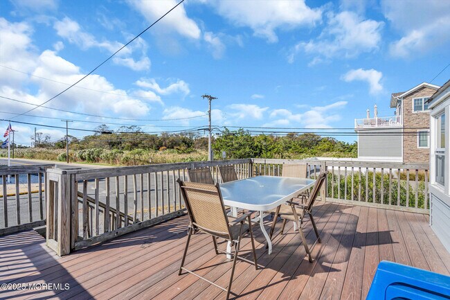 Building Photo - 549 Brielle Rd