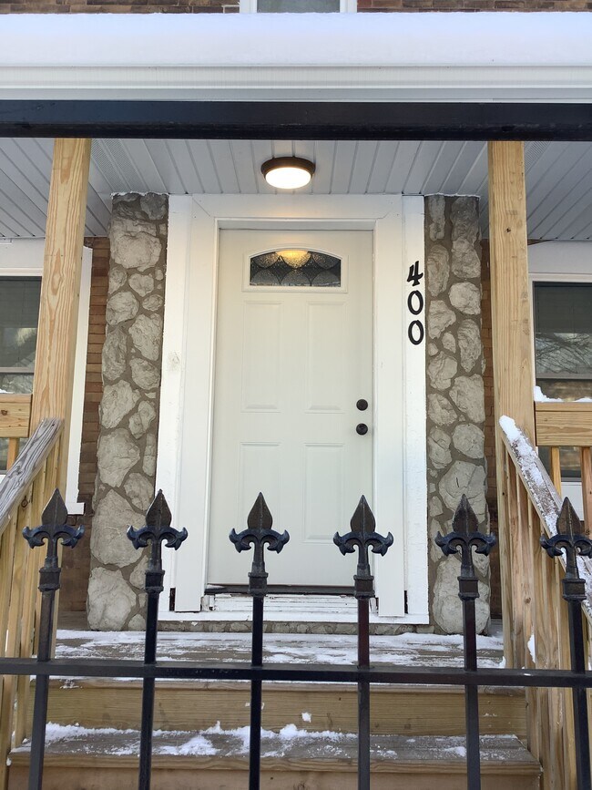 Front door - 400 N Lawler Ave