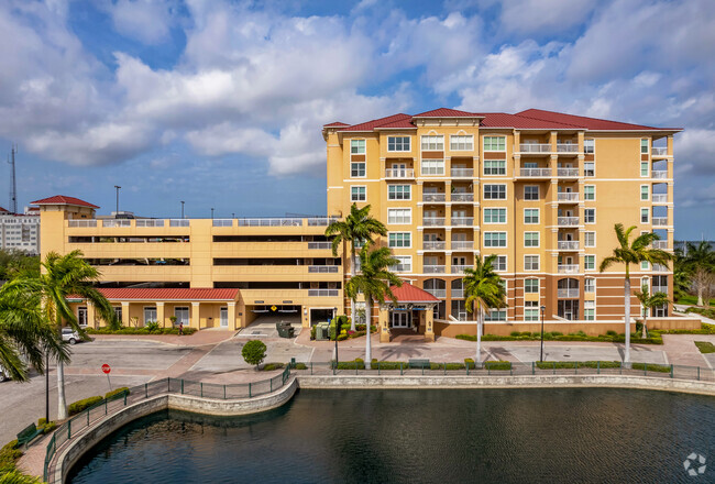 Foto del edificio - River Dance Condo