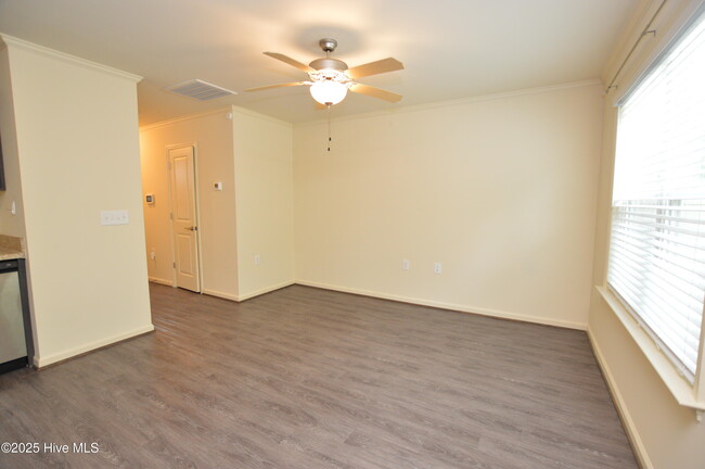 Foto del edificio - 202 Boyington Pl Rd