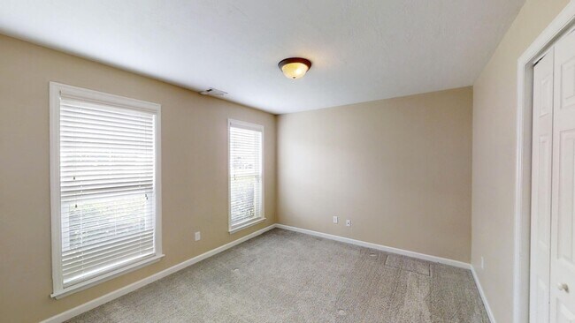 Building Photo - 253 High Meadows Cir