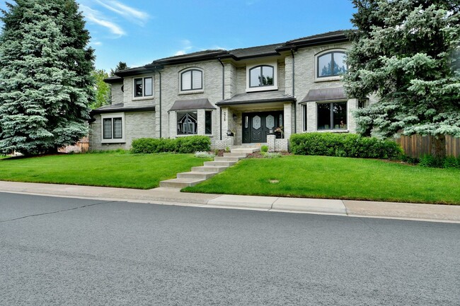 Building Photo - **Stunning 5 bedroom 5 bath home for rent ...