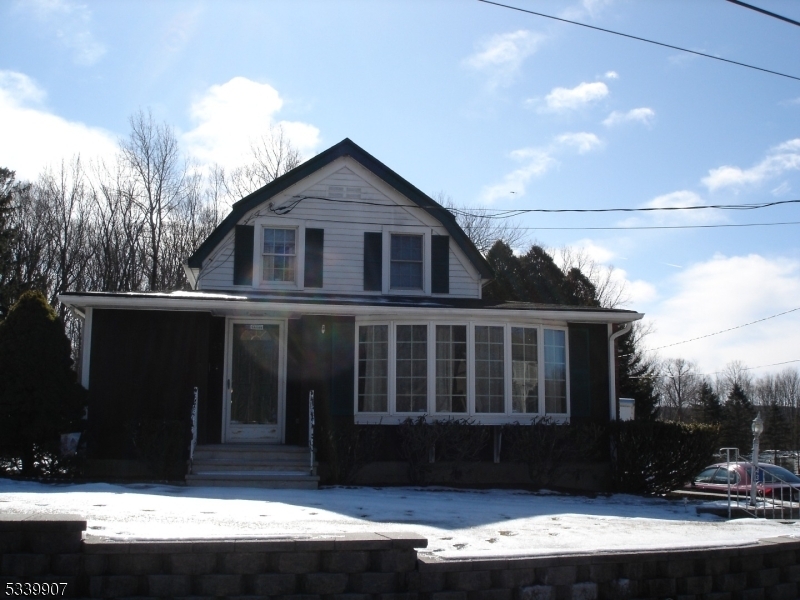 Foto principal - 43 Old Ledgewood Rd