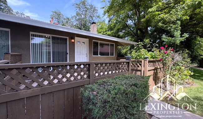 Gorgeous, 2BD/1BA, Condo in the Villaggio Community off Madison Ave. and Auburn Blvd.! - Gorgeous, 2BD/1BA, Condo in the Villaggio Community off Madison Ave. and Auburn Blvd.!