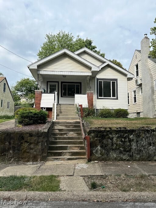 Primary Photo - 267 Gramercy Pl