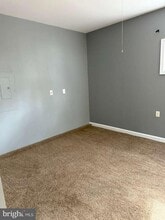 Building Photo - 11058 Lee St Building Photo - 11058 Lee St