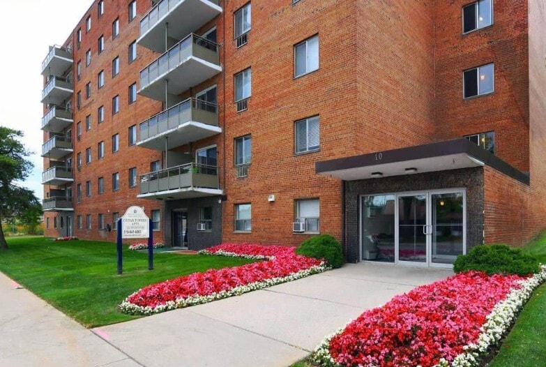 Photo du bâtiment - Cedar Towers