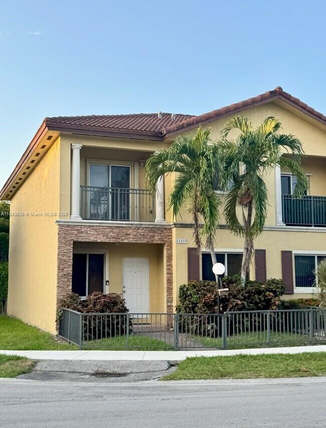 Building Photo - 11257 SW 231st Ln