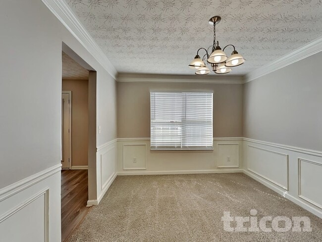 Foto del edificio - 629 Aspen Brook Dr