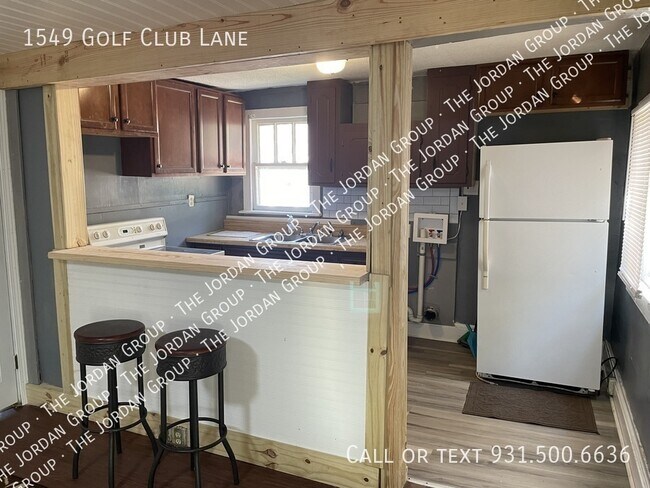 Foto del edificio - 1549 Golf Club Ln