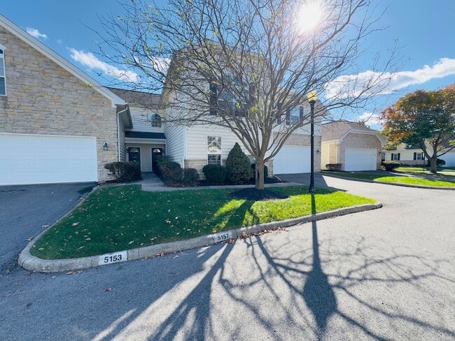 Foto del edificio - 5157 Vinings Bend