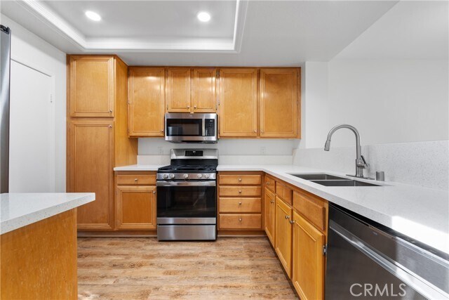 Building Photo - 68 Verdin Ln