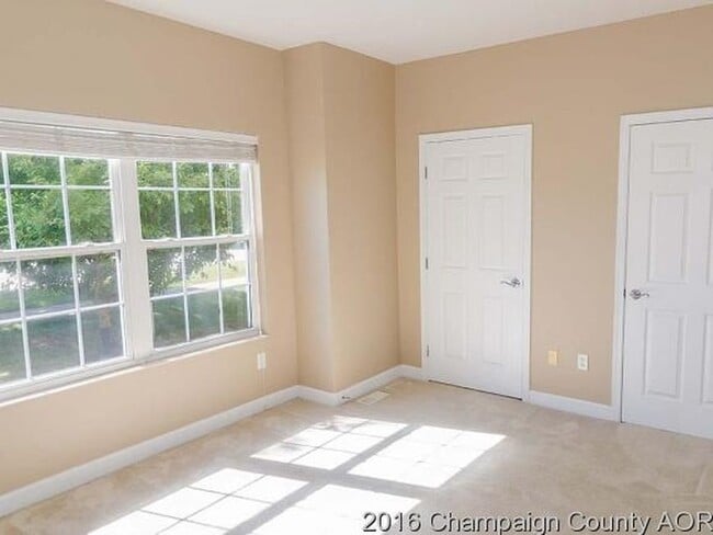 Building Photo - 2bed 2bath Condo in Cobblefield Point