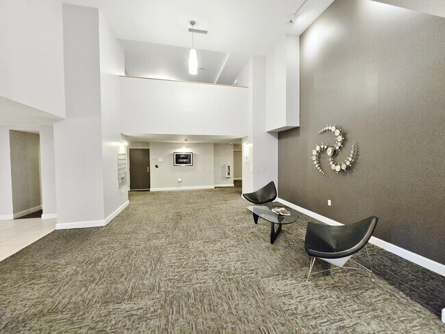 Foto del edificio - 106 N High St