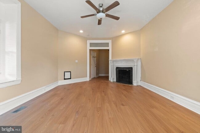 Building Photo - 133 E Mt Airy Ave
