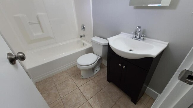 Building Photo - Unit 206