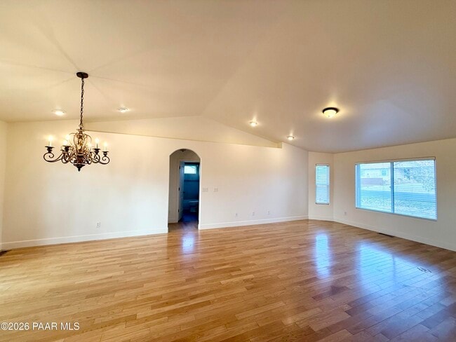 Building Photo - 5260 N Verde Ln