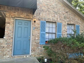 Building Photo - 2707 Browns Ln