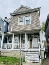 Building Photo - 289 Elmwood Ave