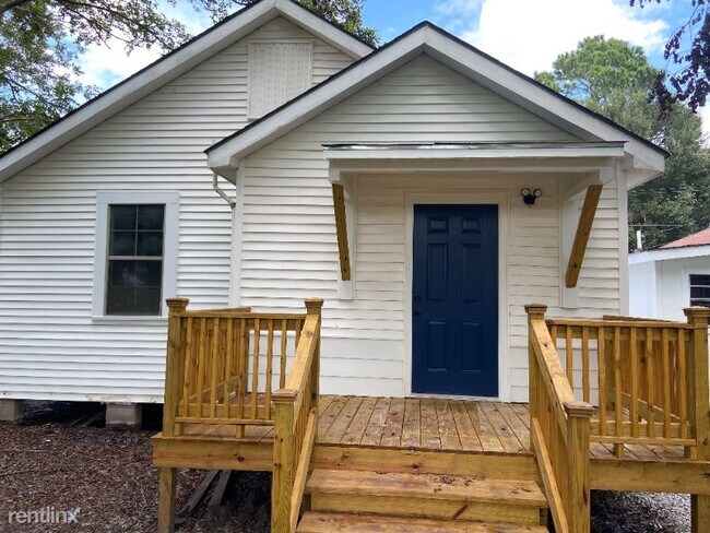 Foto del edificio - 2 br, 1 bath House - 1488 Sora Street