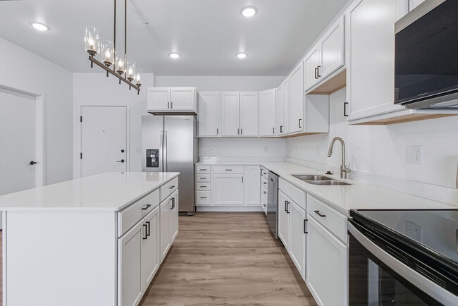 Building Photo - Southtown Flats