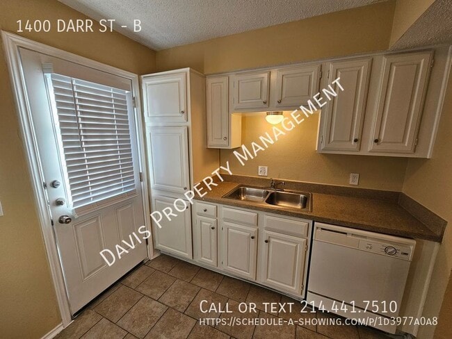 Photo - 1400 DARR ST-B Apartment