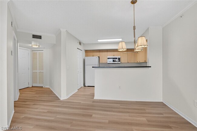 Foto del edificio - 8754 River Homes Lane