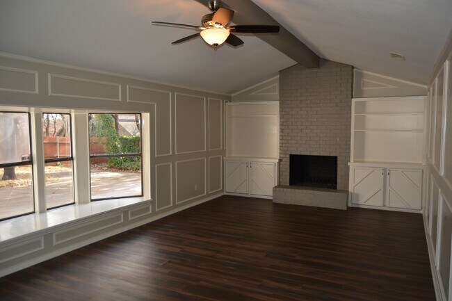 Foto del edificio - Great Updated Home Close to I20