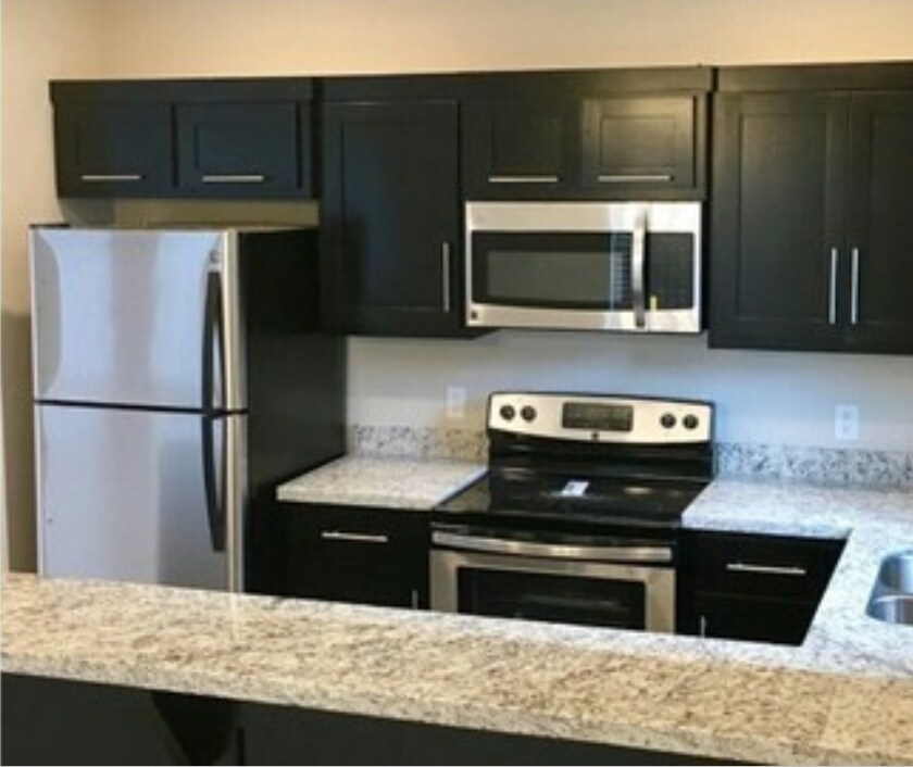 Building Photo - 110 Teak Dr