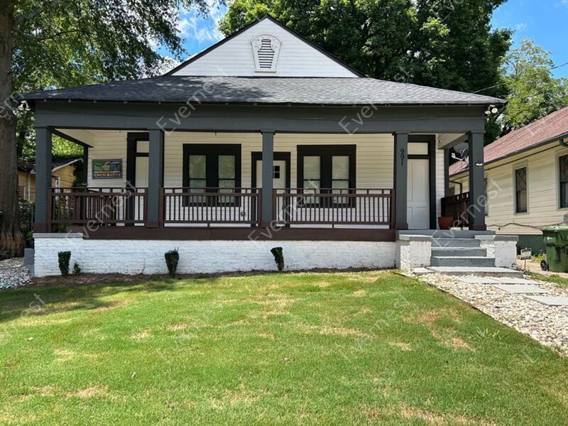 Foto principal - 991 Metropolitan Pkwy SW