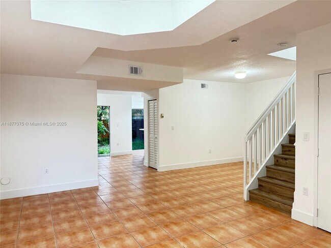 Foto del edificio - 10170 SW 88th St