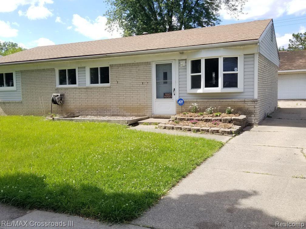 Primary Photo - 26954 Leroy St