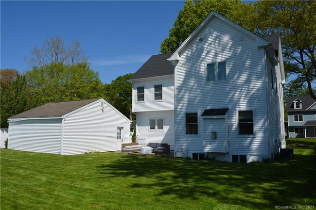 Building Photo - 241 Partridge Ln
