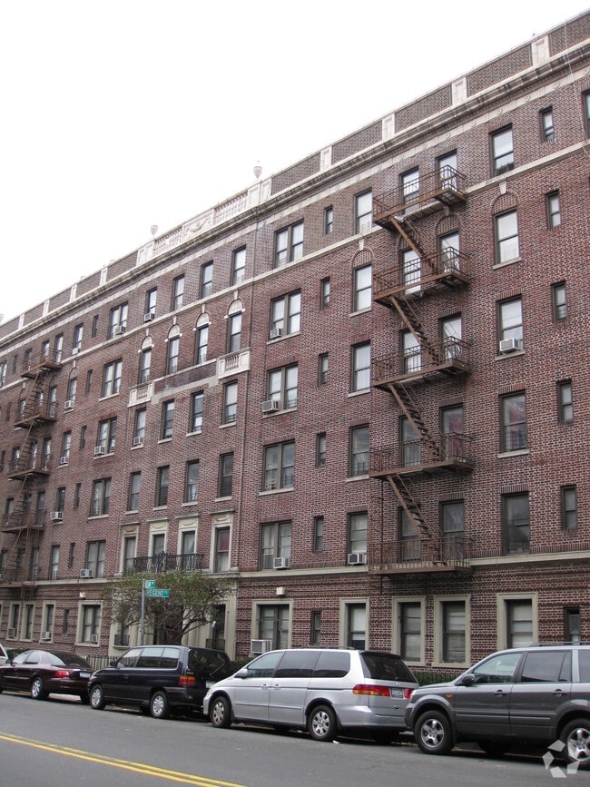Building Photo - 700 Ocean Ave