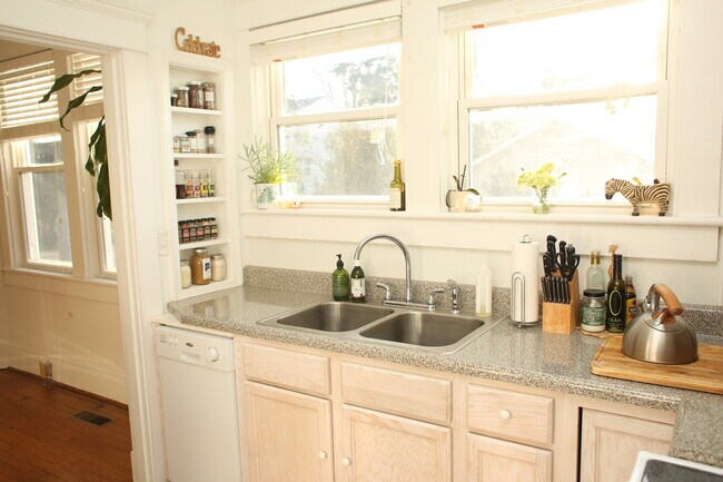 Foto del edificio - 119 Observatory Ave