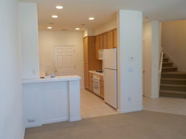 Foto del edificio - 6391 Sussex Ct